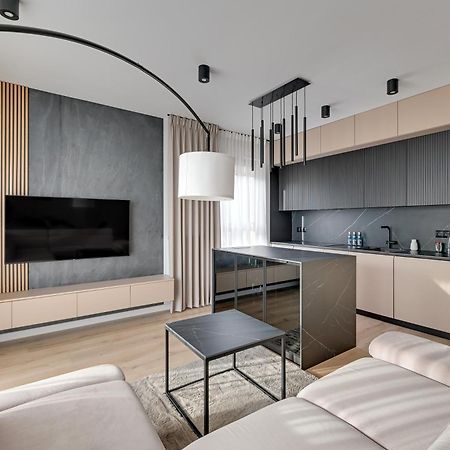 Zajezdnia Wrzeszcz 2 By Grand Apartments Gdańsk Zewnętrze zdjęcie
